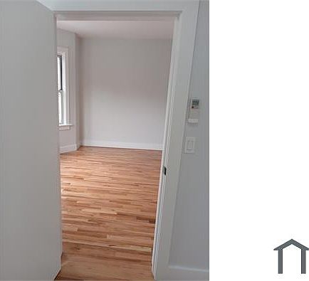 3rd image of 99 Yonkers Ave APT 1