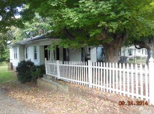 940 Hutton St, Winston Salem, NC 27101