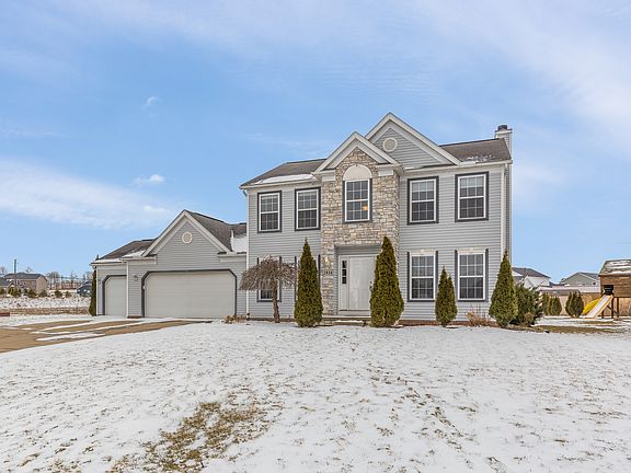 Beautiful landscaped yard