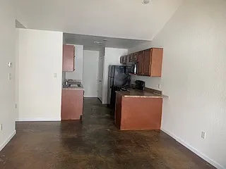 2407 High Street - A — Photo 2