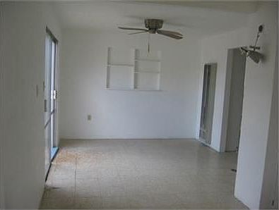 5th image of 10008 Guadalupe Trl NW