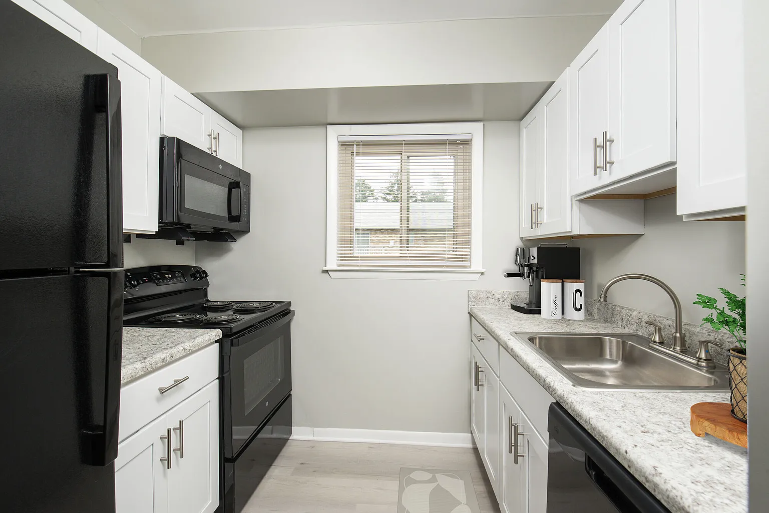 17940 Garden Ln #10893057 photo 1