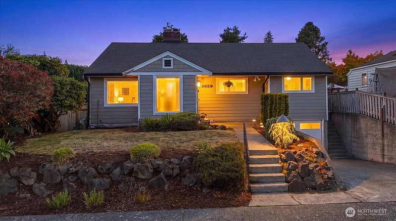 4th image of 8629 36th Avenue SW