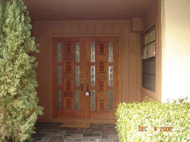 Front: Double Door 
