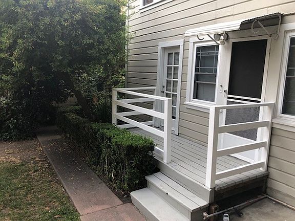 4th image of 864 York St #5