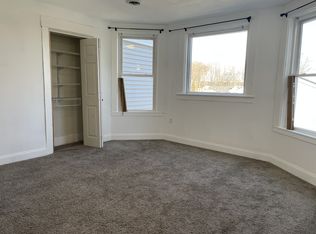 68 Walnut St APT 2, Leominster, MA 01453