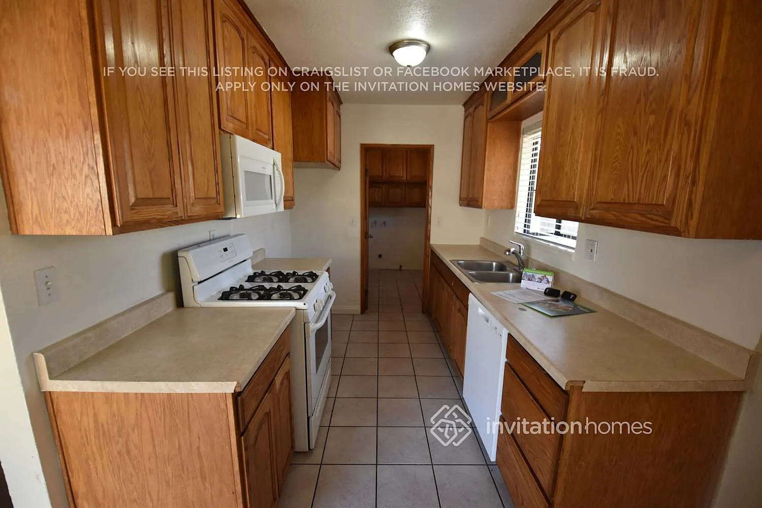 1754 Burton Rd Glendora, CA 91740 — Photo 4