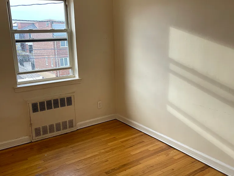 2293 E 3rd St #3 — Photo 2