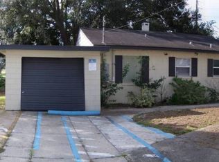1319 Center St, Leesburg, FL 34748