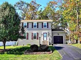 41 Cardinal Dr, Hanover, PA 17331