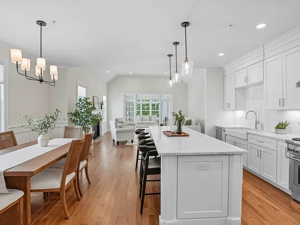 14 Waterville Ln #14, Hopkinton, MA 01748