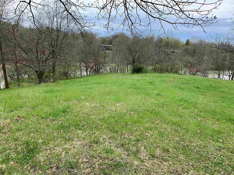 2nd image of 82 Buffalo Run