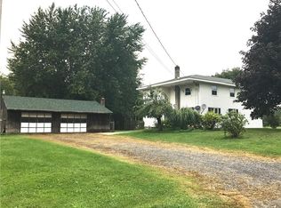 7007 Sloop Landing Rd, Wolcott, NY 14590