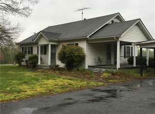 2812 Us Highway 21, Hamptonville, NC 27020