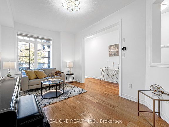 5th image of 19 Begonia St