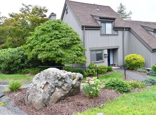 57 Heritage Vlg #A, Southbury, CT 06488