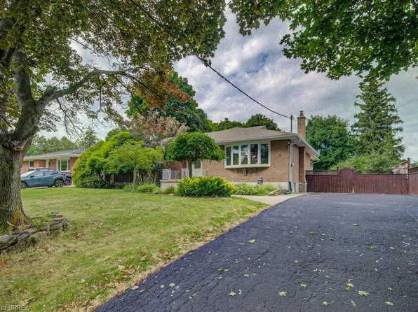 6 Bayly Dr, Brant, ON N3L 2P9