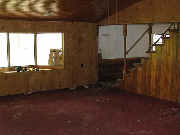 Additional Living Room