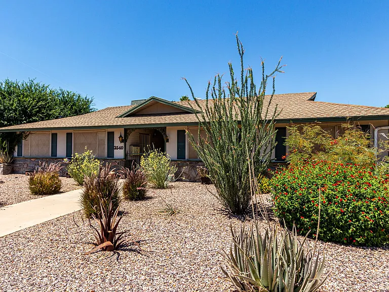 3540 E Montecito Ave — Photo 6