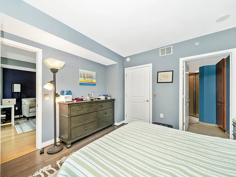 1117 10th St NW #1009 — Photo 22