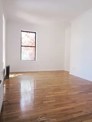 Rented by City Connections Realty | media 17