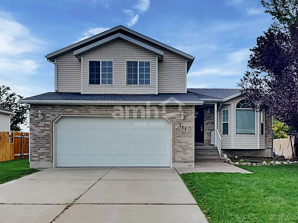 111 W 1275 N
