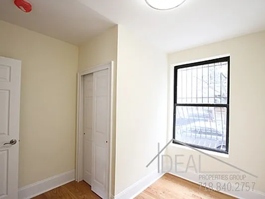 Rented by Ideal Properties Group | media 29