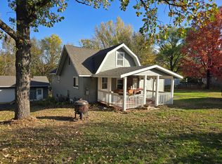 424 Water St E, Cannon Falls, MN 55009