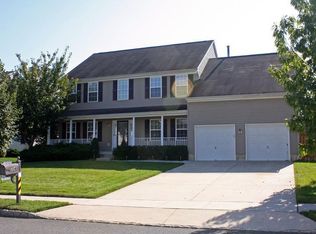 4 Lilac Ln, Bordentown, NJ 08505