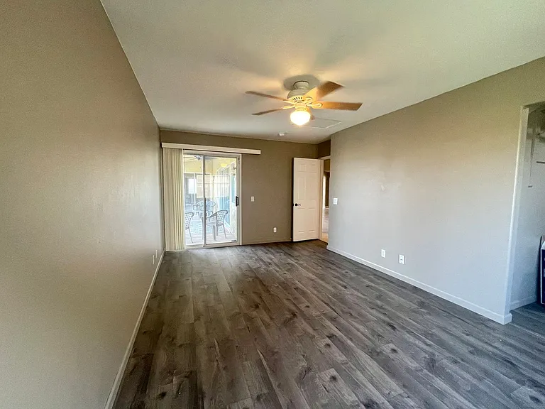 43755 Milan Ct — Photo 15