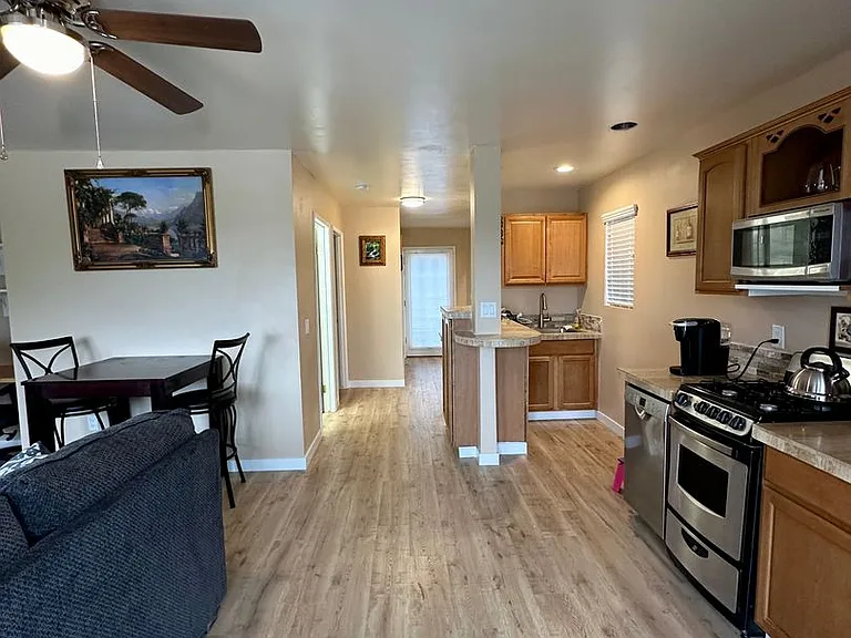 802 Vista Grande St — Photo 4