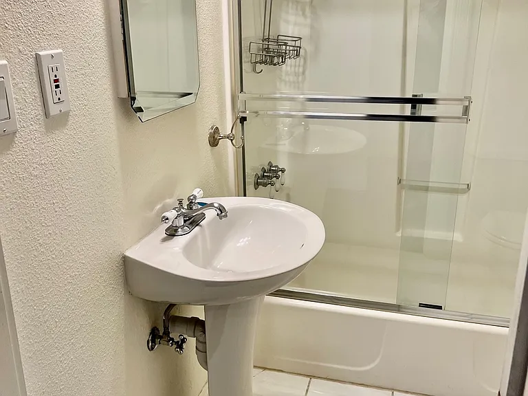 865 Vallejo St — Photo 11