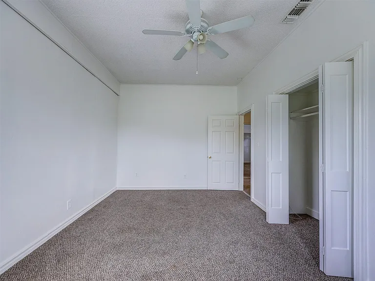 610 Linden St — Photo 38
