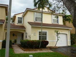 1036 SW 180th Ter, Pembroke Pines, FL 33028