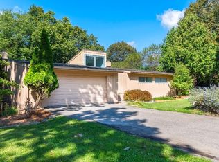 4345 Crestline Dr, Ann Arbor, MI 48103