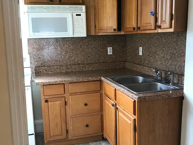 165 S Main St #2 — Photo 4