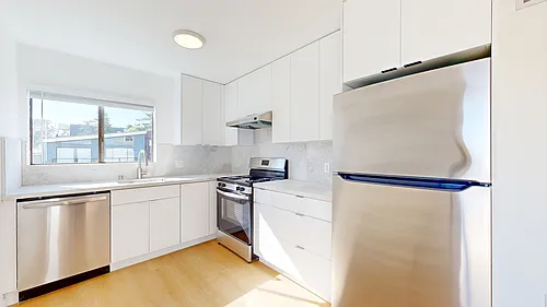 2031 Castro St #22 Photo 1