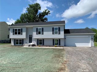 6843 Knickerbocker Rd, Ontario, NY 14519