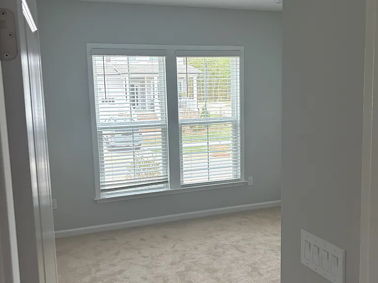 152 Highpointe Dr — Photo 5
