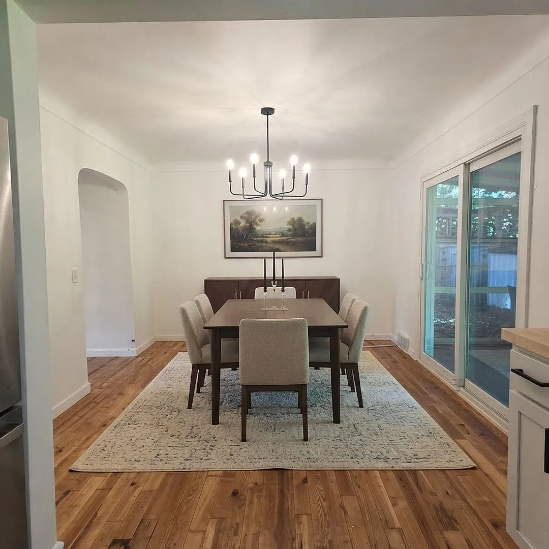 Cozy 2 Bedroom Bungalow in East Grand Rapids — Photo 3