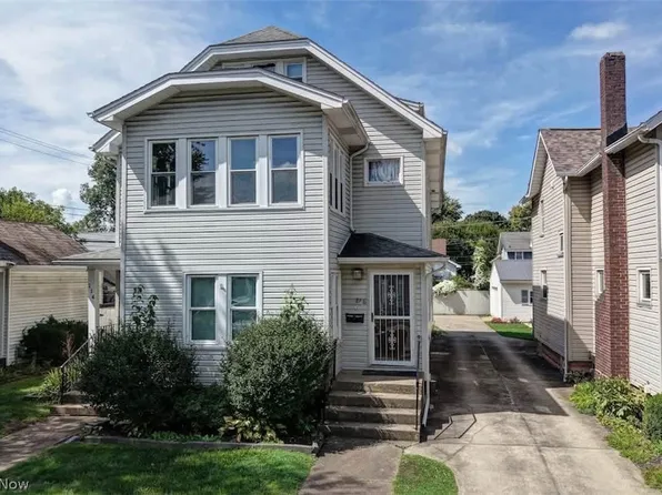 236 3rd St NW, New Philadelphia, OH 44663