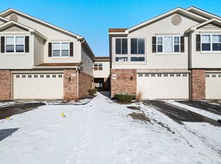 410 Chesterfield Ct, Oswego, IL 60543