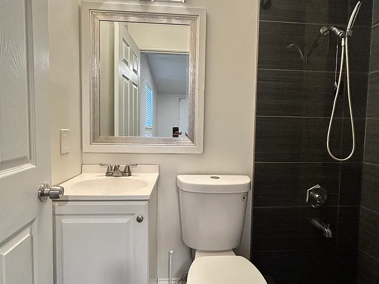 2345 E Brown Ave — Photo 18