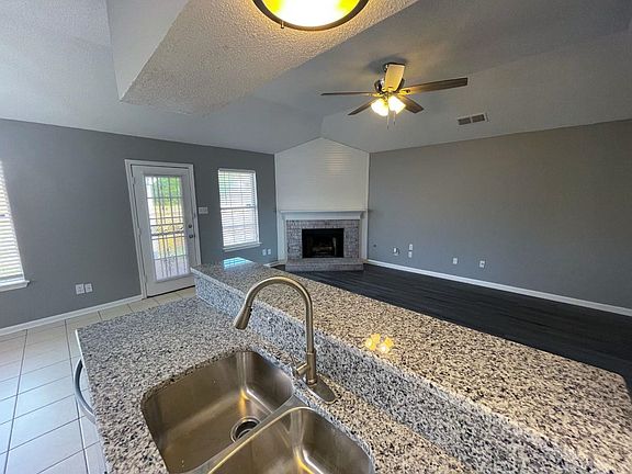 3rd image of 8445 Bridge Creek Dr