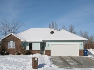 1727 N Heights Cir, Sheridan, WY 82801
