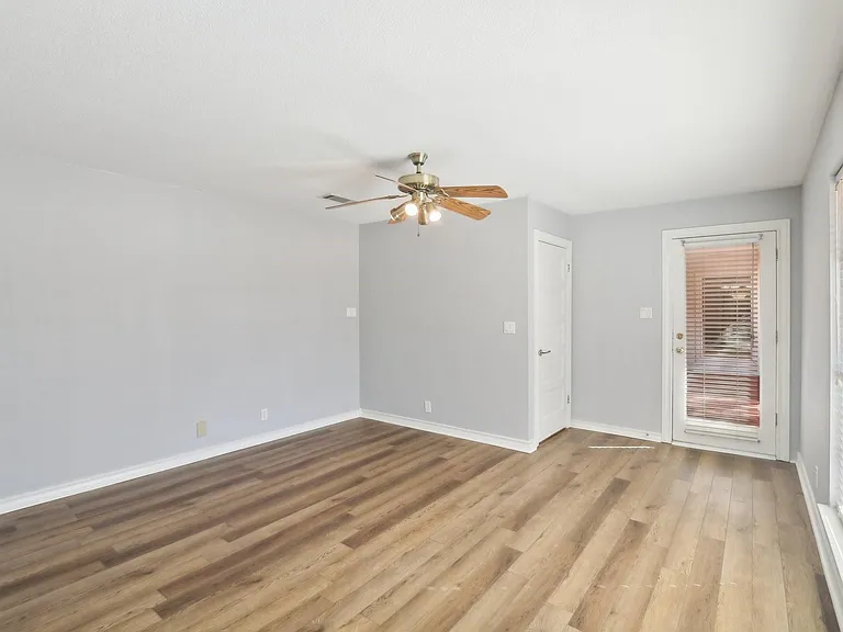 294 Logan Ranch Rd — Photo 25