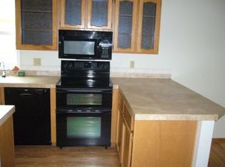 9223 College Way N, Seattle, WA 98103