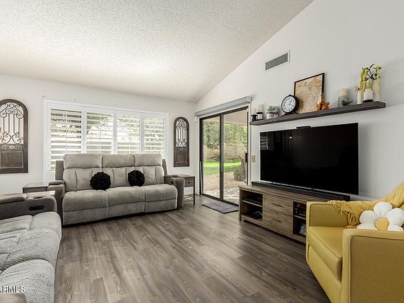 5th image of 14135 W YOSEMITE Drive W