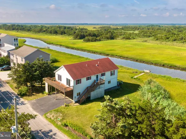 1405 S Bay Shore Dr, Milton, DE 19968