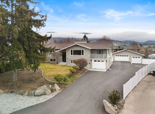 2140 Peters Rd, West Kelowna, BC V4T 2C4